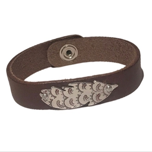 Handmade stamped‎ mandala silver feather charm brown leather cuff bracelet